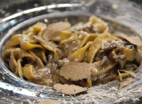 Tagliatelle al tartufo